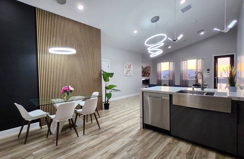 Las Vegas Apartment | P-Chic Scandinavian Escape, Near Strip & Downtown
