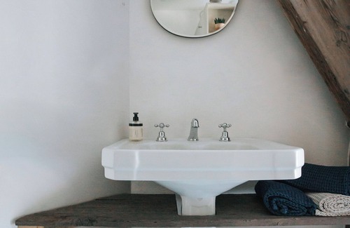 Dijk Bed & Breakfast | Pañ boetiek BnB in Zele. Met resto en shop.