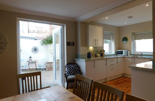Sheringham House | Paddlestop House - a stunning house, with parking in Sheringham