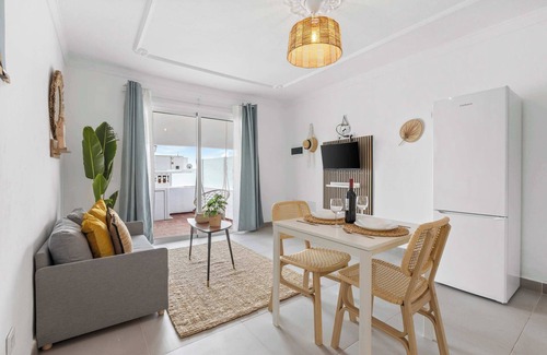 Los Cocoteros Apartment | Palm Sunset · XL Terrace & Boho Comfort · by Bayside Rentals