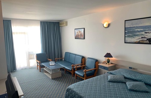 Venus Resort | Palace Beach Resort