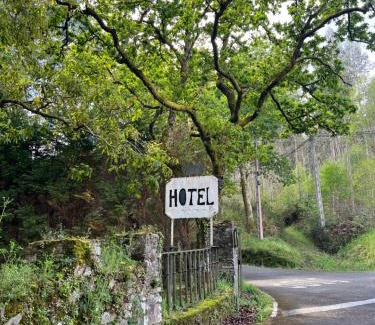 Loro House | Palacio Conde Toreno