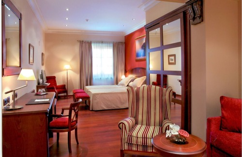 Soto Del Barco Hotel | Palacio de La Magdalena Hotel