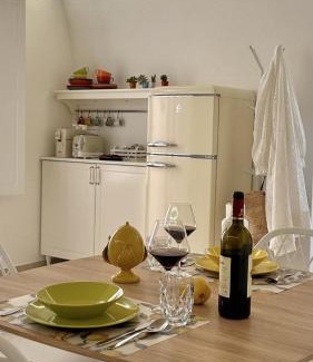 Bernalda House | Palazzo Ammicc