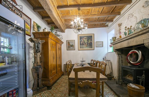 Croglio Apartment | Palazzo dei Ulivi - Merlot, Purasca, Switzerland