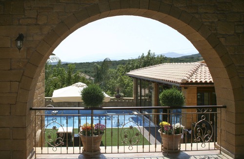 Vasilopoulo Villa | Palazzo Loupassi - King George Grand Suite