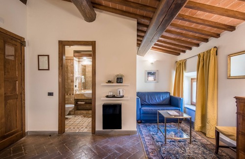 Castellina in Chianti Hotel | Palazzo Squarcialupi