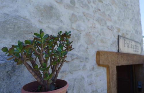 Faistos House | PALIAMA BY THE RIVER