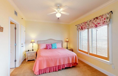 Orange Beach Hotel | Palm Beach #C21