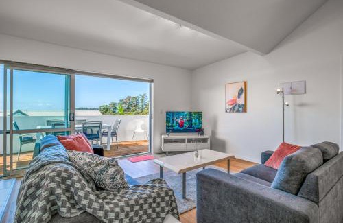 Palm Beach Apartment | Palm Beach Penthouse by Waiheke Pure