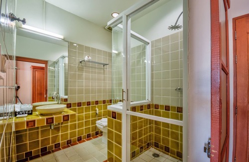 Pak Nam Pran Hotel | Palm Beach Resort