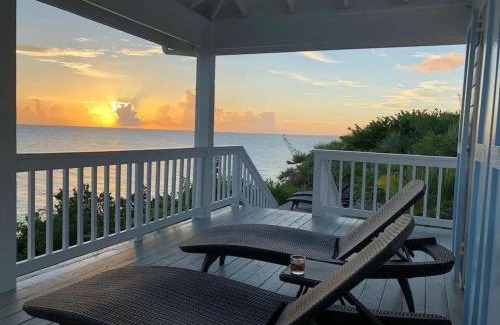 Gregory Town House | Palm Bluff cottage
