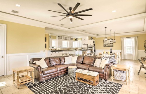 Palm Coast Cottage | Palm Coast Oasis w/Pool: Steps to Cinnamon Beach!
