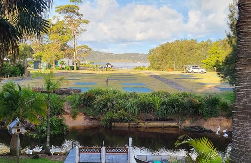 Umina Beach Apartment | Palm Cove Retreat Upstairs Apartment