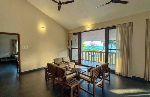 Malpe Villa | Palm Gardens : Beach View Villa