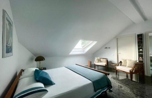 Vilassar de Dalt Bed & Breakfast | Palm Maresme - Suite with bathroom and terrasse with ocean views in a private villa