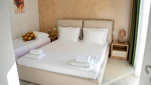 Dhermi Apartment | Palm Side Drymades