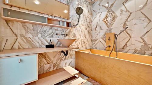 Gairaut Villa | Palm & Sun