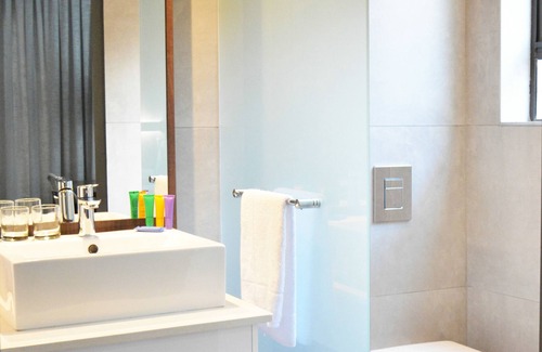 Brits Hotel | Palm Swift Luxury Accommodation