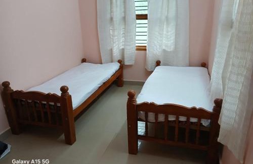 Saligrama House | Palm vista