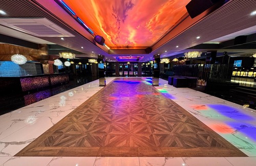 Emerson Park Apartment | Palms Hotel & Retreat By Palette|Sta Twin