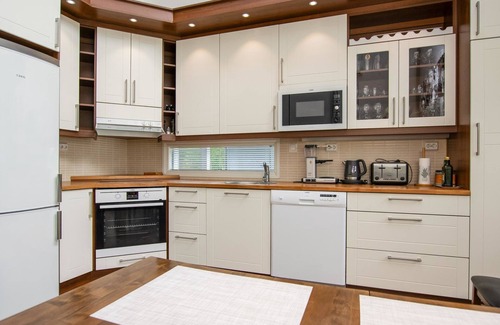 Paltamo House | Paltamon Golfhovi A (inc. 2 X Golf Innin by Interhome