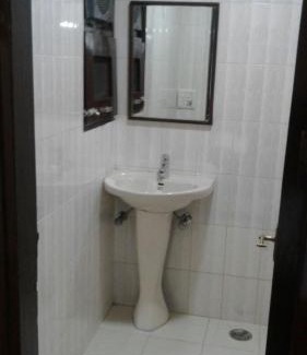 New Delhi House | Pamposh Guest House GK II Market