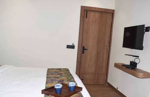 Pachmarhi Hotel | Pandav Residency