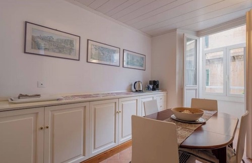 Rome City Centre Apartment | Pandora Apartment National Street