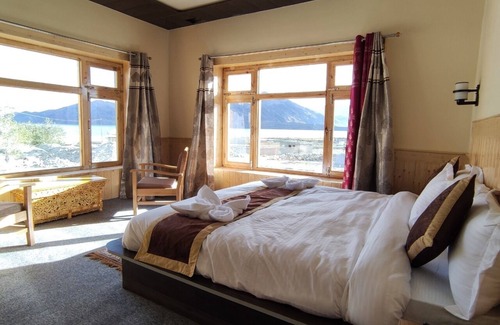 Spangmik Hotel | Pangong Nest Cottage