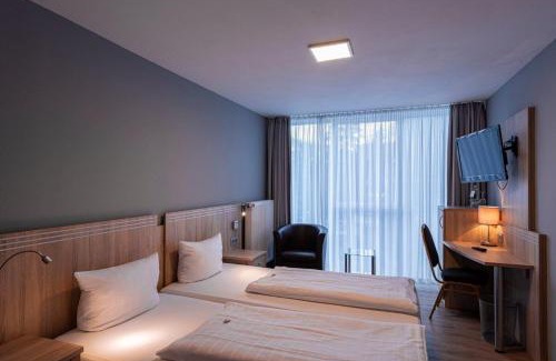 Neustadt an der Weinstrasse Hotel | PANORAMA HOTEL in Neustadt an der Weinstraße
