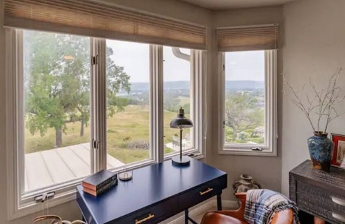 Highland Lake Estates House | Panoramic Lake Travis and Hill Country Views