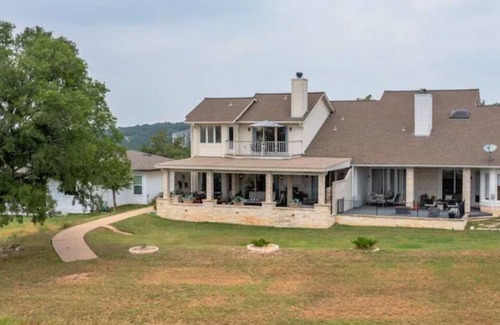 Highland Lake Estates House | Panoramic Lake Travis and Hill Country Views