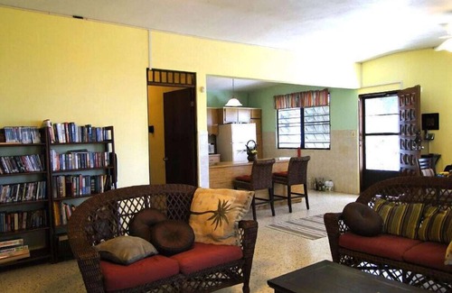 Isabel II House | Panoramic Ocean Views and Tropical Breezes