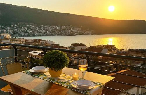 Amfilochia Apartment | Panoramic Seaview Blue Nest - Stylish Getaway