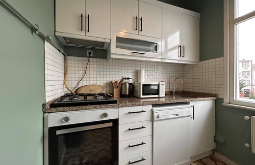 Sakarya Villa | Panoramic Terrace Oasis: Stunning Sea Views and Iconic Landmarks in Balat