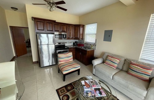 Road Town Villa | Panoramic View-City View Luxury Villa 3