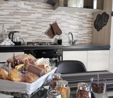 Golasecca Apartment | Paradeisos Residence Sas