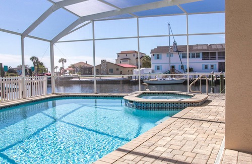 Spring Hill House | Paradise at it's finest , gulf front, heated Pool/Jacuzzi/kayaks/bicycles .
