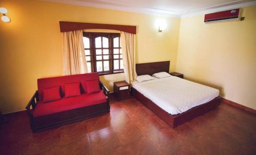 Tonse West Hotel | Paradise Lagoon