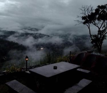 Pathahewaheta Cabin | Paradise Point Nature Cabana Kandy
