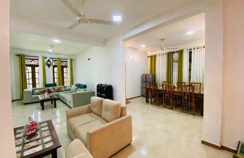 Koslanda Hotel | Paradise Point Resort