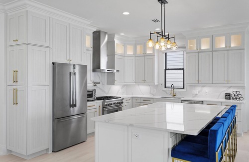 Holiday Isle House | Paradise Pointe - Gulf-Front in Destin Pointe, Private Beach Access, Free Bikes!