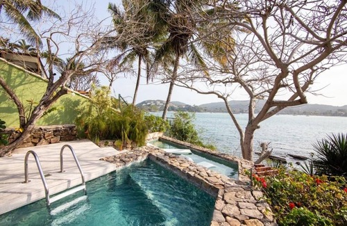 Albatroz House | Paradise with a private beach