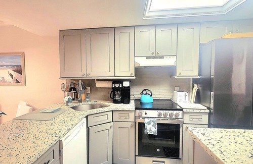 Marco Island Condo | Paradise:YOUR OWN SLICE OF BEACH! DIRECT UNOBSTRUCTED GULF VIEWS FROM YOUR CONDO