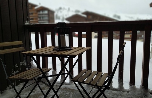 Belle Plagne Apartment | PARADISKI Belle Plagne, Alt.2050m-4 pers.- skis on, fully renovated