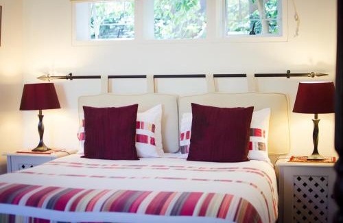 Constantia House | Paradiso Guesthouse & Self-catering Cottage