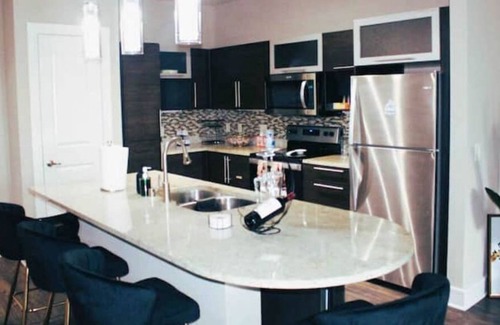 Addison Apartment | Paradize Haven Stays