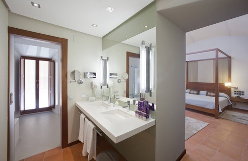 Santa Clara Hotel | Parador de Cáceres