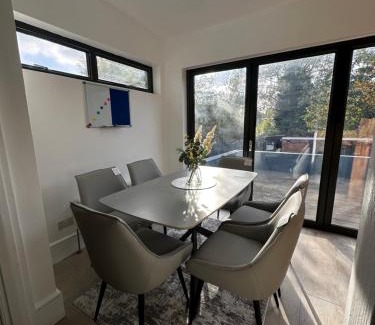 Thornton Heath House | Parchmore House